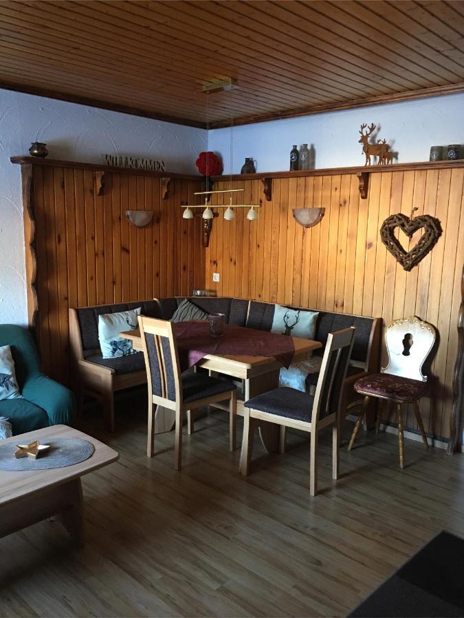 Apartamento Haus Ingeborg Dachsberg im Schwarzwald Exterior foto