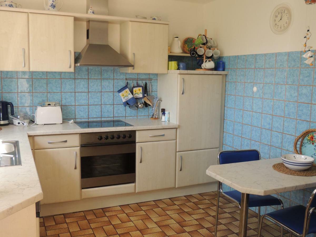 Apartamento Haus Ingeborg Dachsberg im Schwarzwald Exterior foto